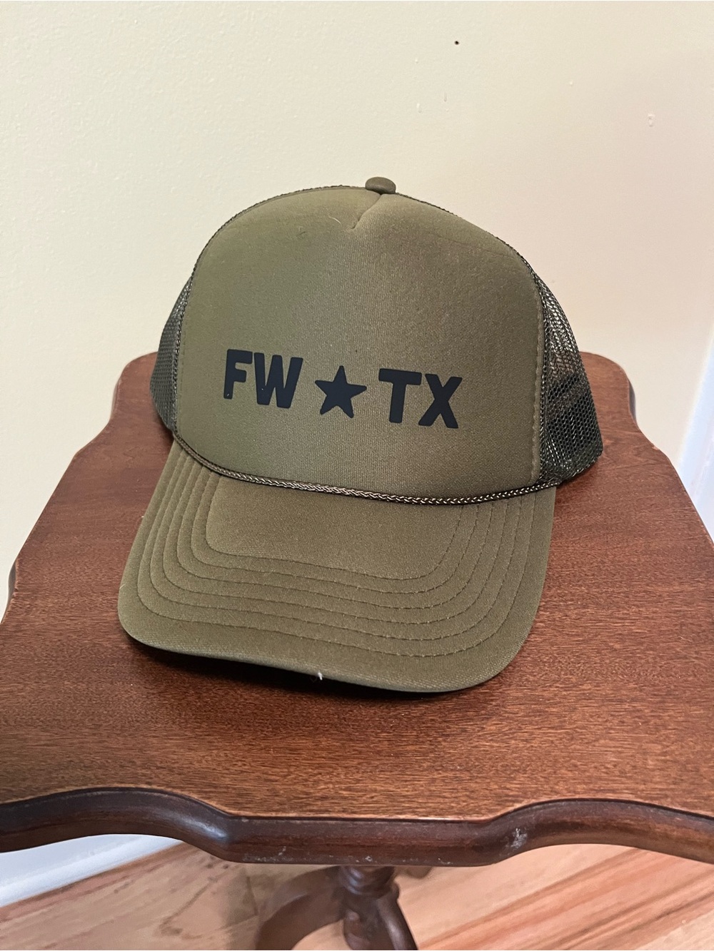 hat bundle ! - Picture 3 of 4
